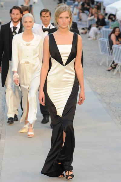 Look 66